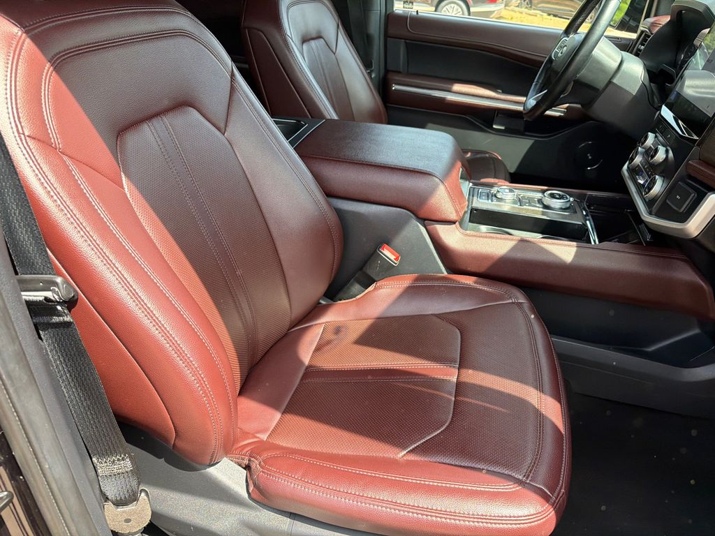 Used 2024 Black Ford Limited image 13
