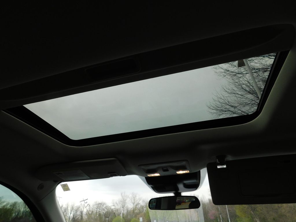 Thumbnail: 2022 Ford Maverick - 6