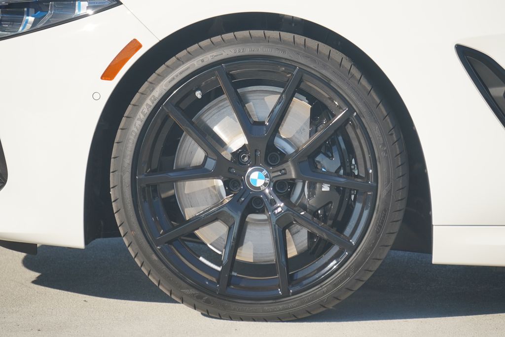 Thumbnail: 2026 BMW 8 Series - 5