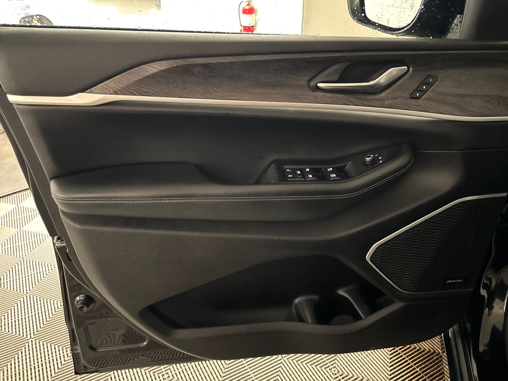 Certified Used 2022 Black Jeep Limited image 15