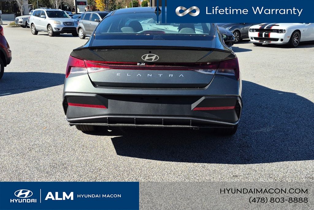 New 2026 Gray Hyundai SEL Sport Plus image 8