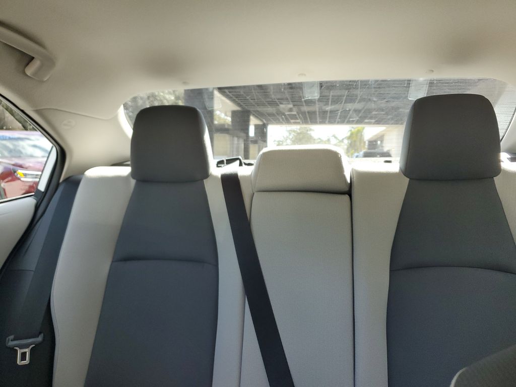 2025 Toyota Corolla LE photo 23