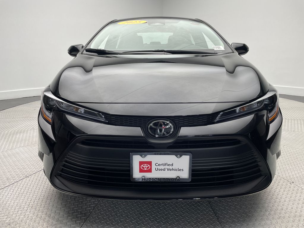 Thumbnail: 2025 Toyota Corolla - 2