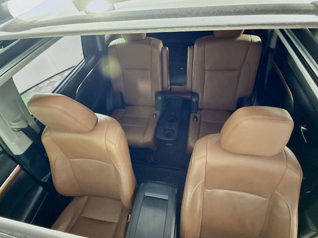 Thumbnail: 2019 Toyota Highlander - 22