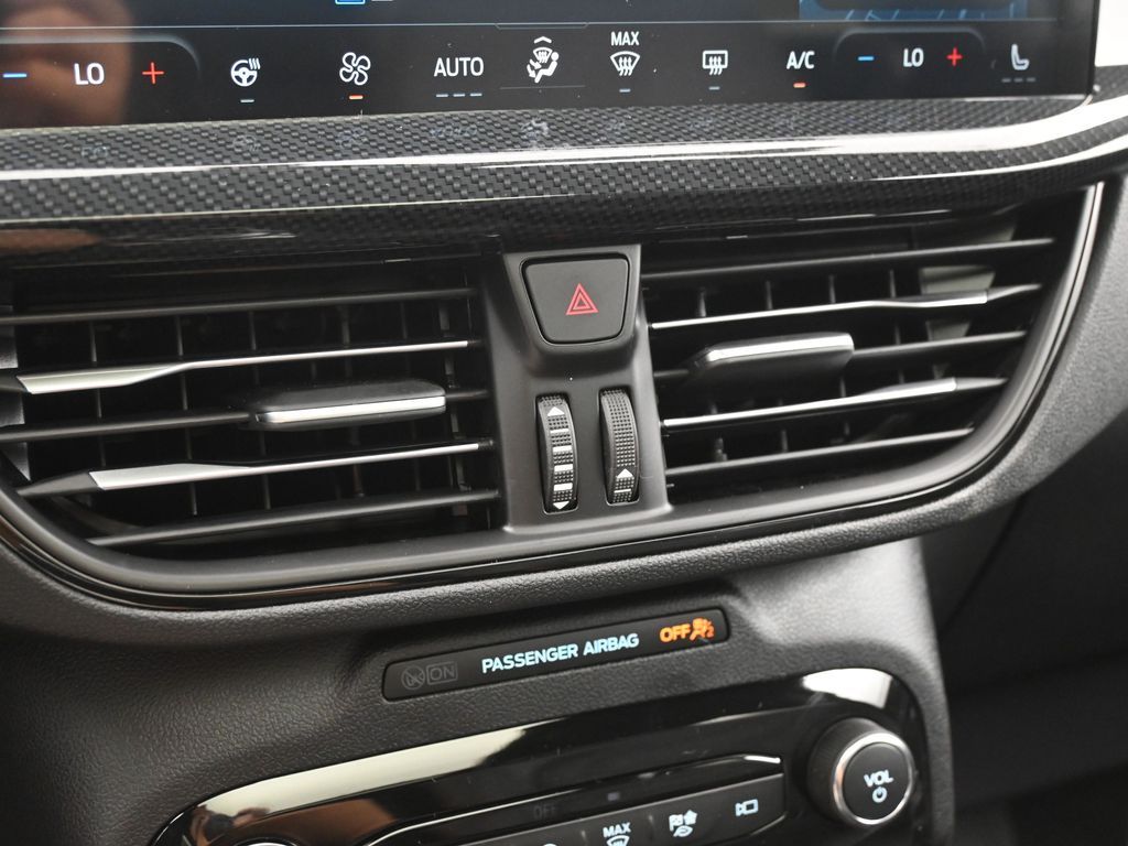 2024 Ford Escape ST-Line Elite