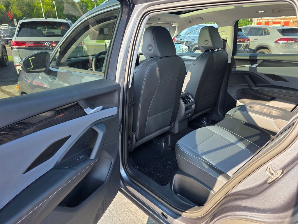 2026 Volkswagen Tiguan 2.0T SE Gray at Audi Porsche Sewickley