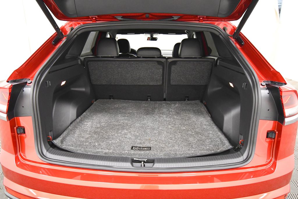Used 2023 Volkswagen Atlas Cross Sport SUV