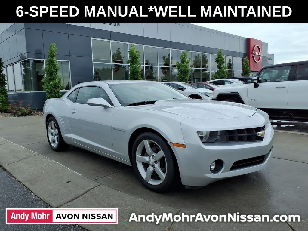 Silver Ice Metallic 2013 Chevrolet Camaro Coupe Rear-Wheel Drive 6-Speed Manual