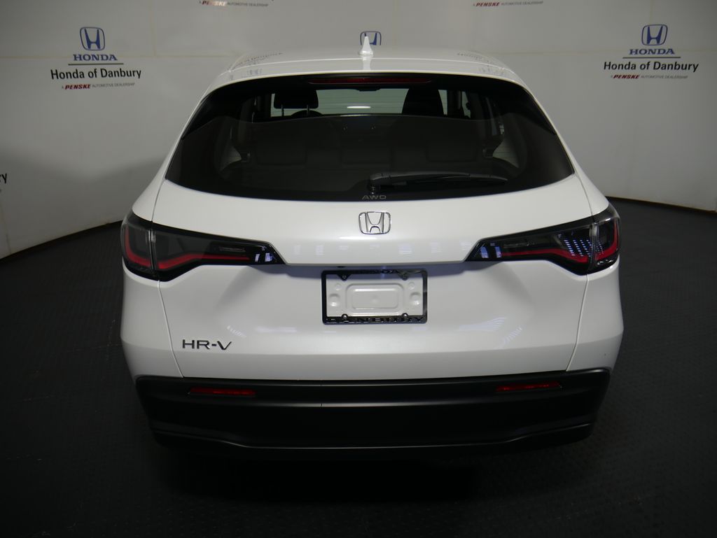 2025 Honda HR-V LX 5