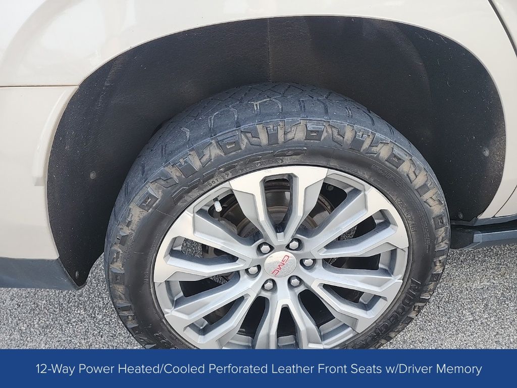 2021 GMC Yukon 4WD Denali