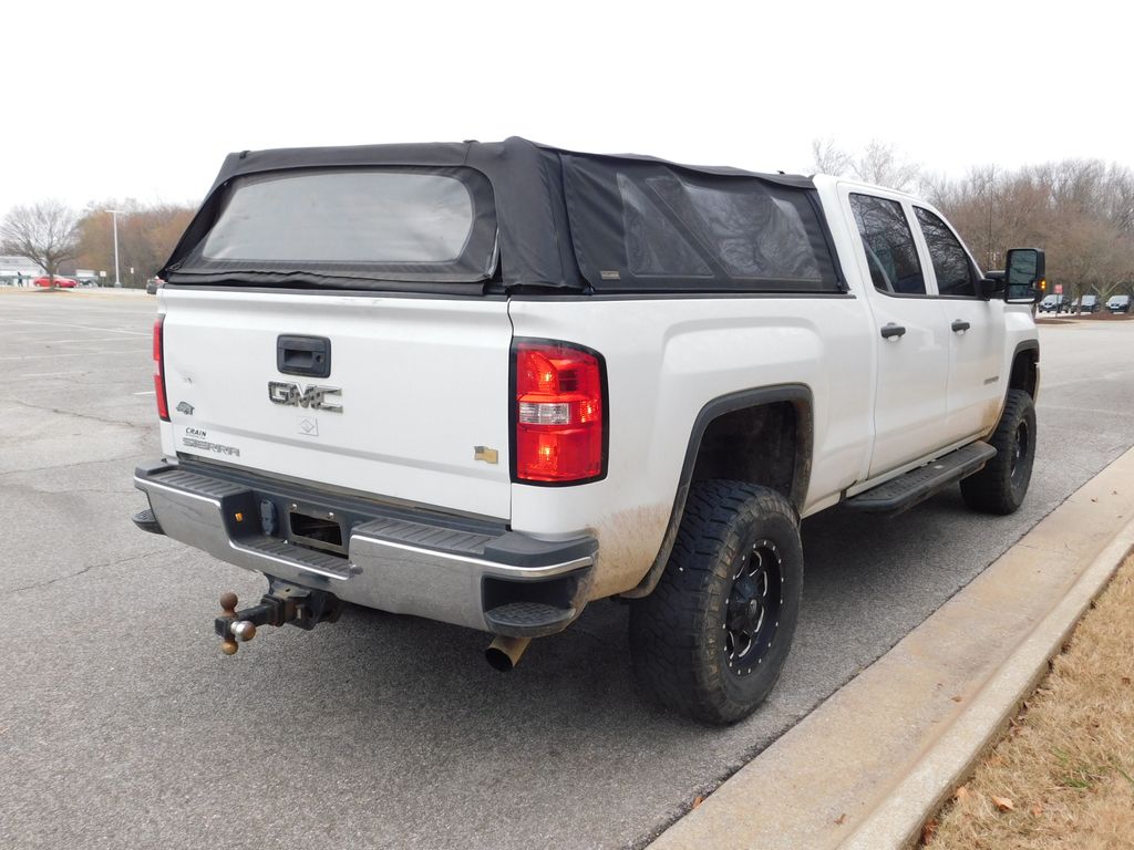 Thumbnail: 2018 GMC Sierra 2500 - 4