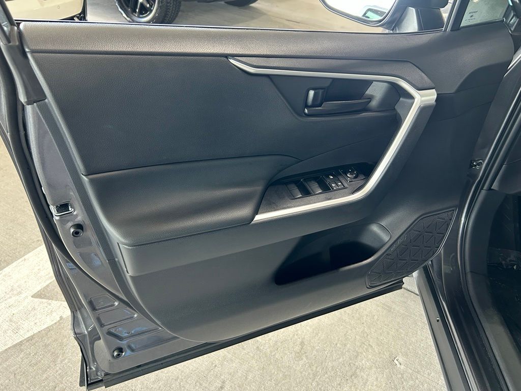 Used 2025 Magnetic Gray Metallic Toyota LE image 19