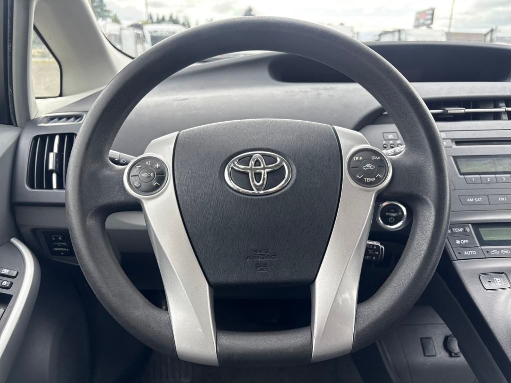 2010 Super White Toyota Prius II FWD Hatchback