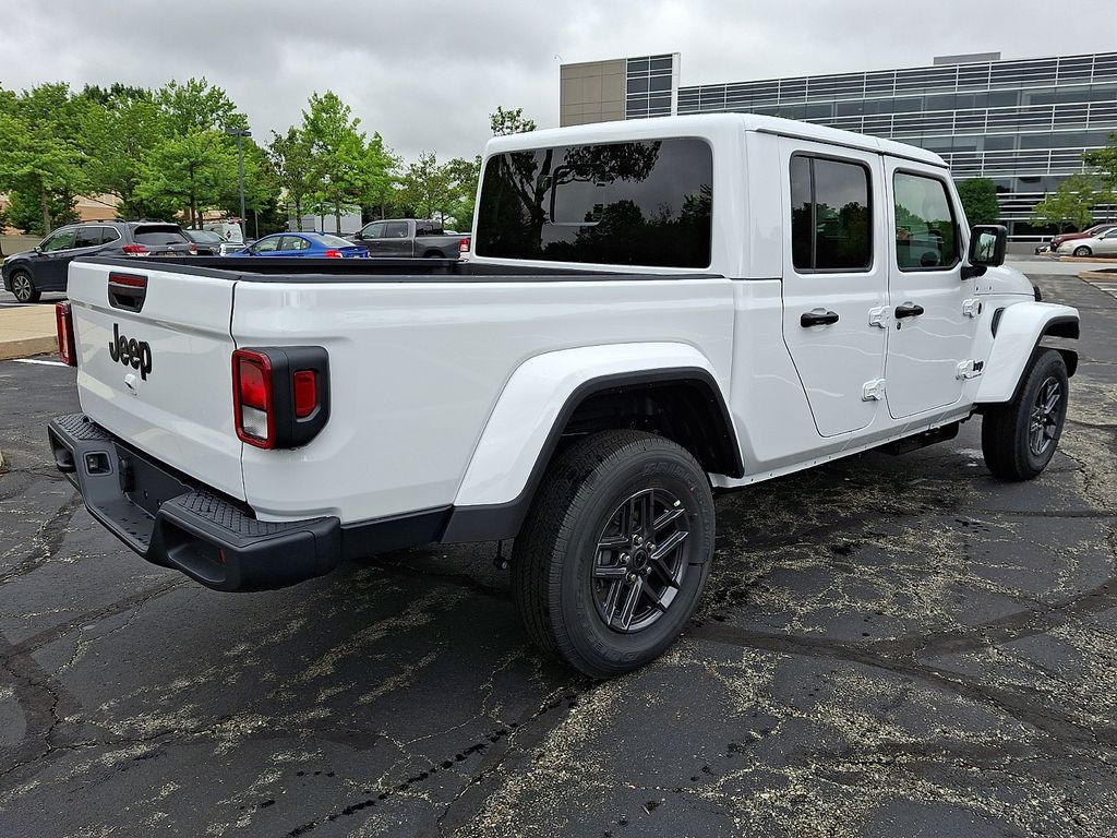 New 2026 Jeep Gladiator Truck