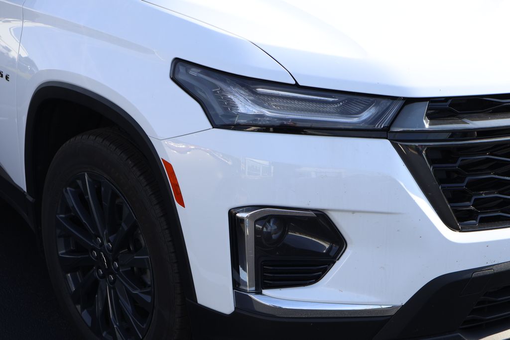 Thumbnail: 2023 Chevrolet Traverse - 4