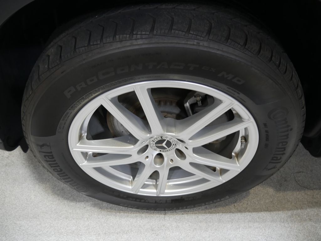 Thumbnail: 2023 Mercedes-Benz GLC - 12