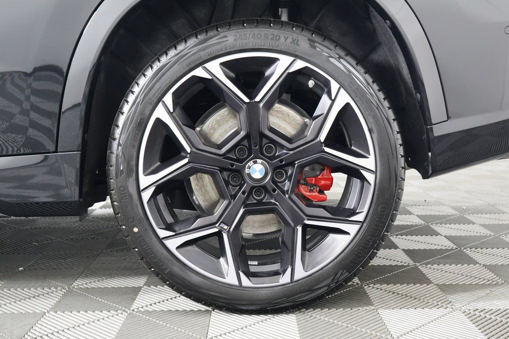 2025 BMW X1 M35i 10