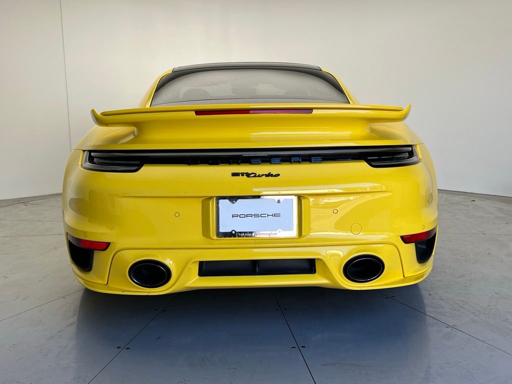 Thumbnail: 2022 Porsche 911 - 21