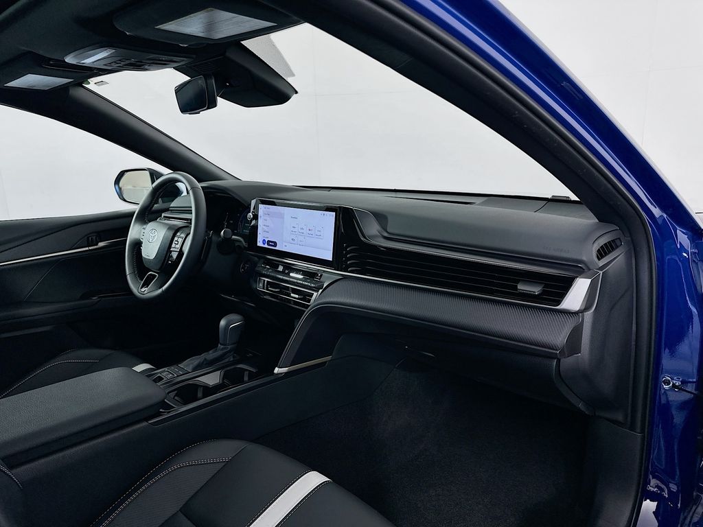Thumbnail: 2025 Toyota Camry - 29