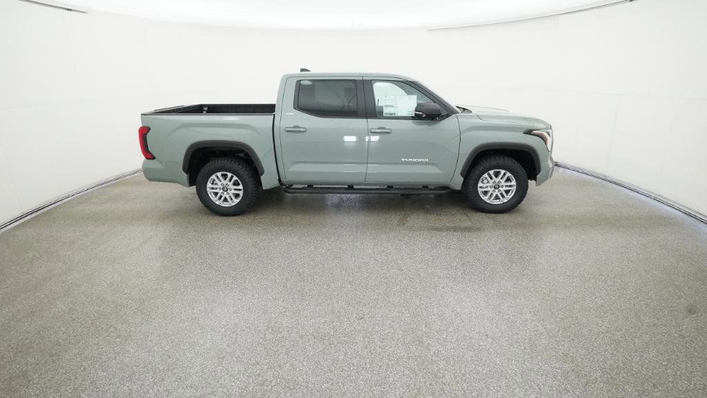 2025 Toyota Tundra SR5 24
