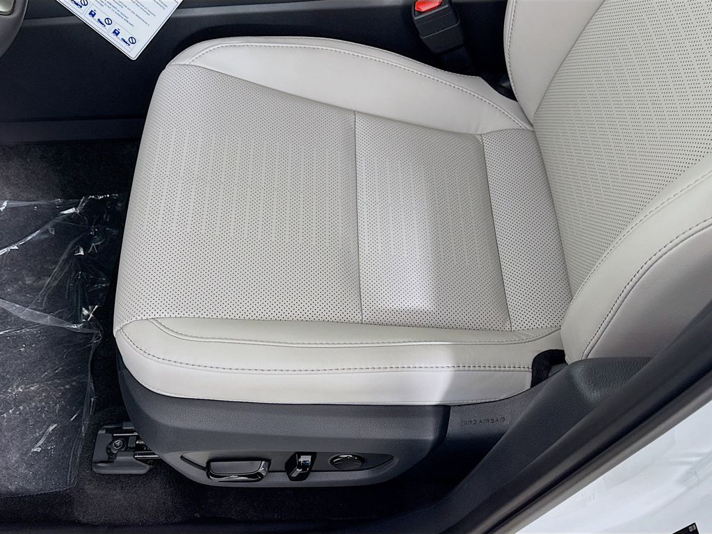 Thumbnail: 2026 Lexus TX - 21