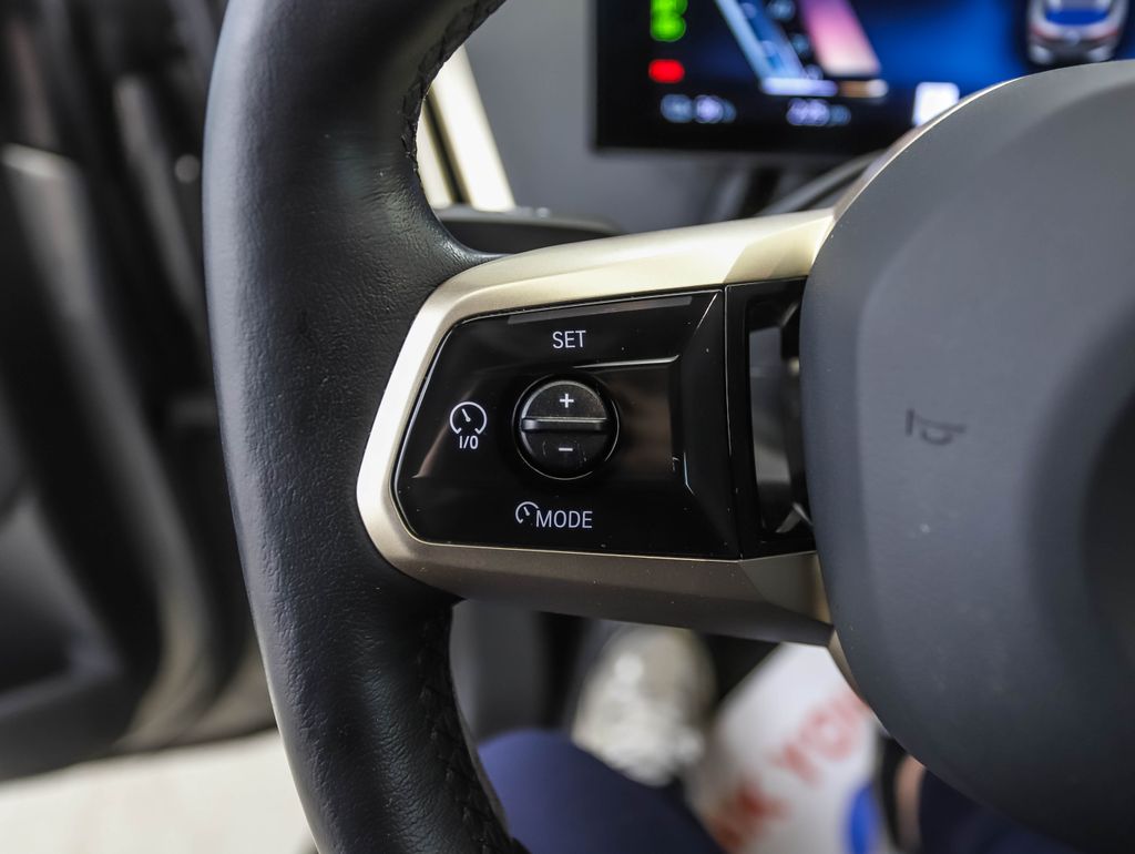 Thumbnail: 2023 BMW iX - 12