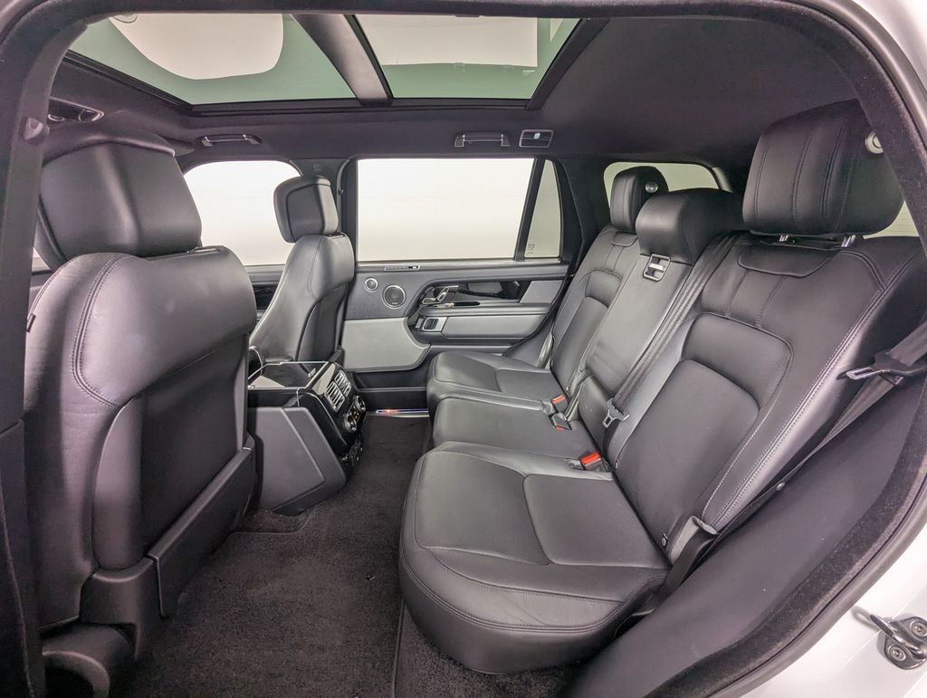 2018 Fuji White Land Rover Range Rover 5.0L V8 Supercharged 4X4 SUV