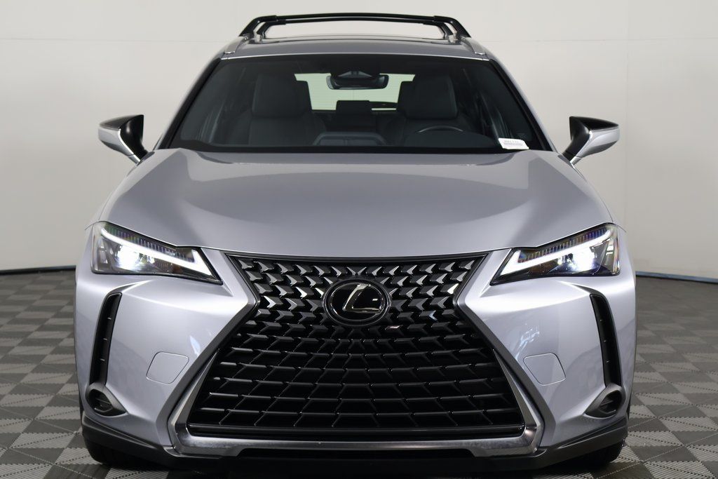 Thumbnail: 2025 Lexus UX - 2