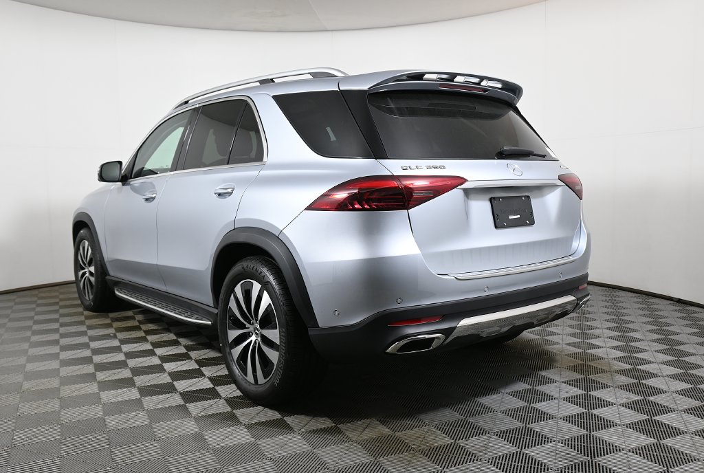Thumbnail: 2026 Mercedes-Benz GLE - 5