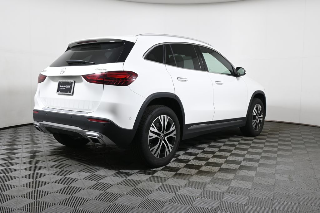 Thumbnail: 2026 Mercedes-Benz GLA - 7