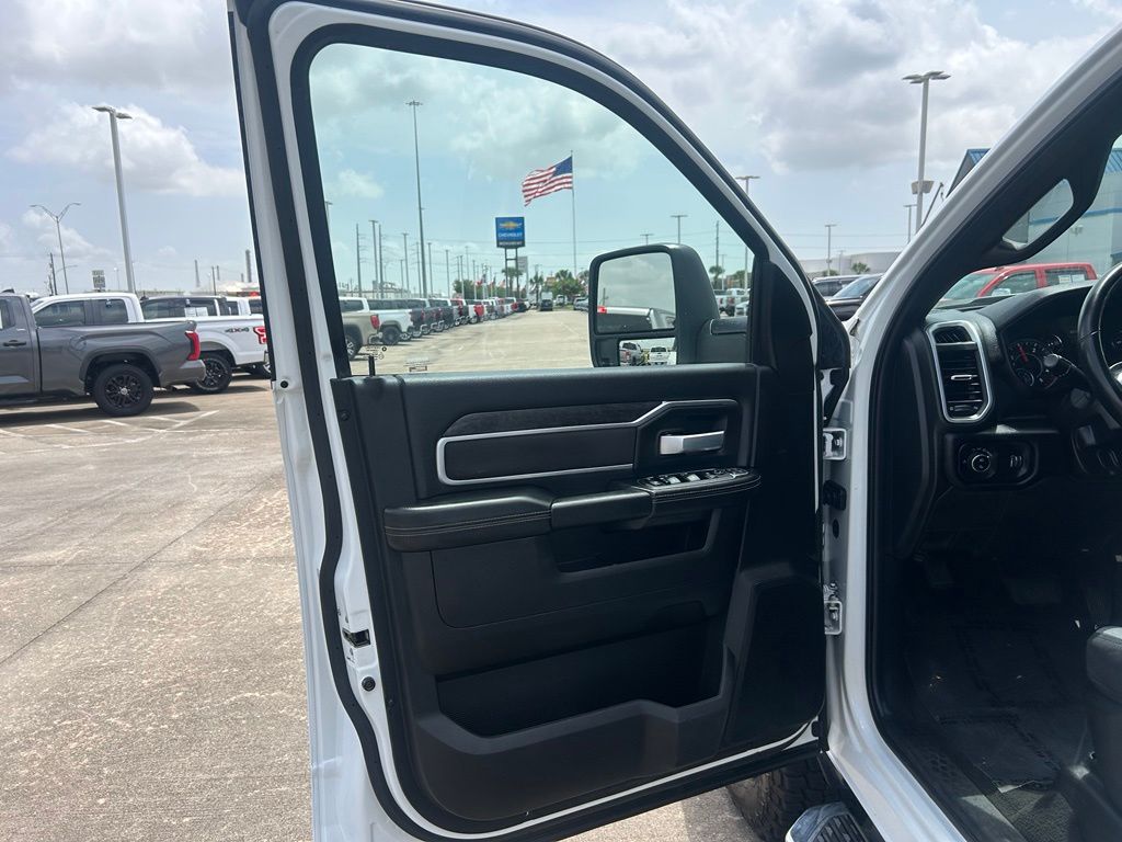 2024 Ram 3500 Big Horn - 9