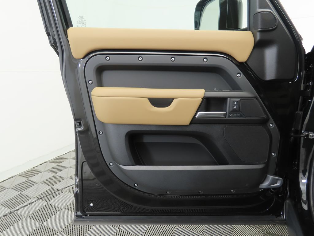 Thumbnail: 2025 Land Rover Defender - 26