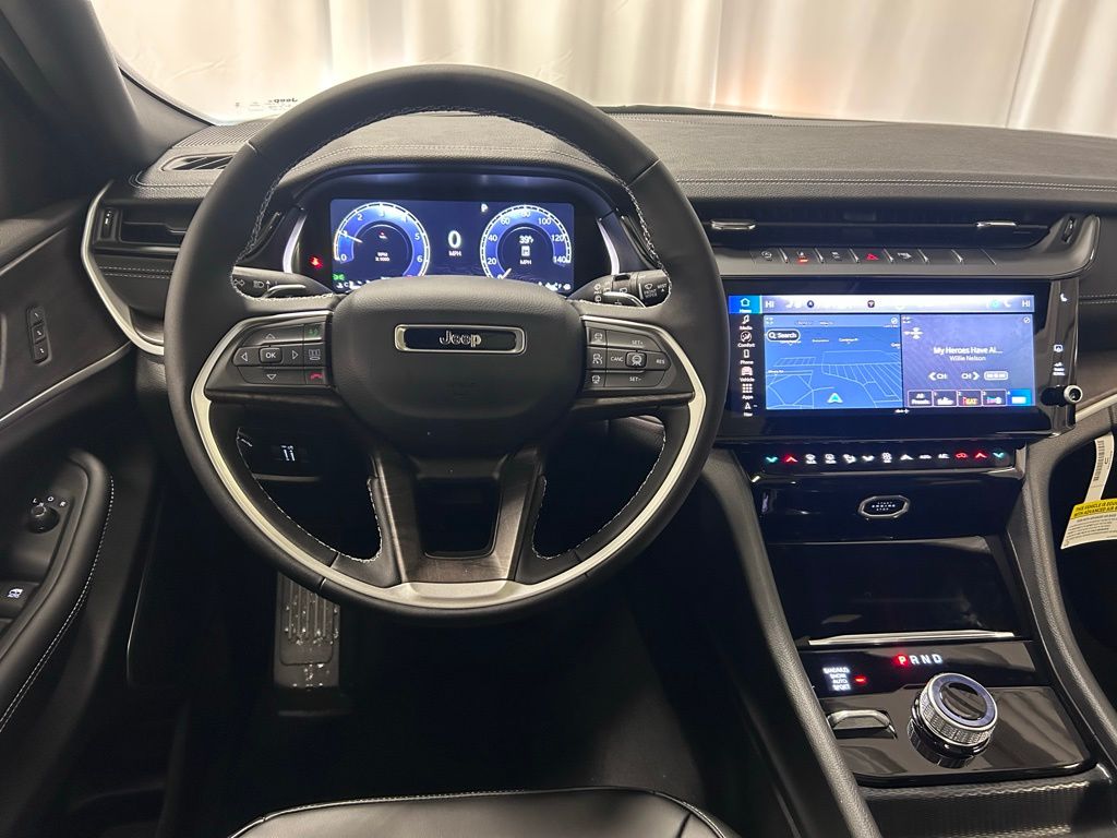 new 2026 Jeep Grand Cherokee car, priced at $48,995