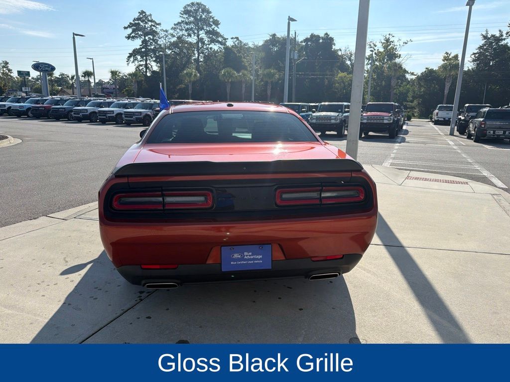 2020 Dodge Challenger SXT