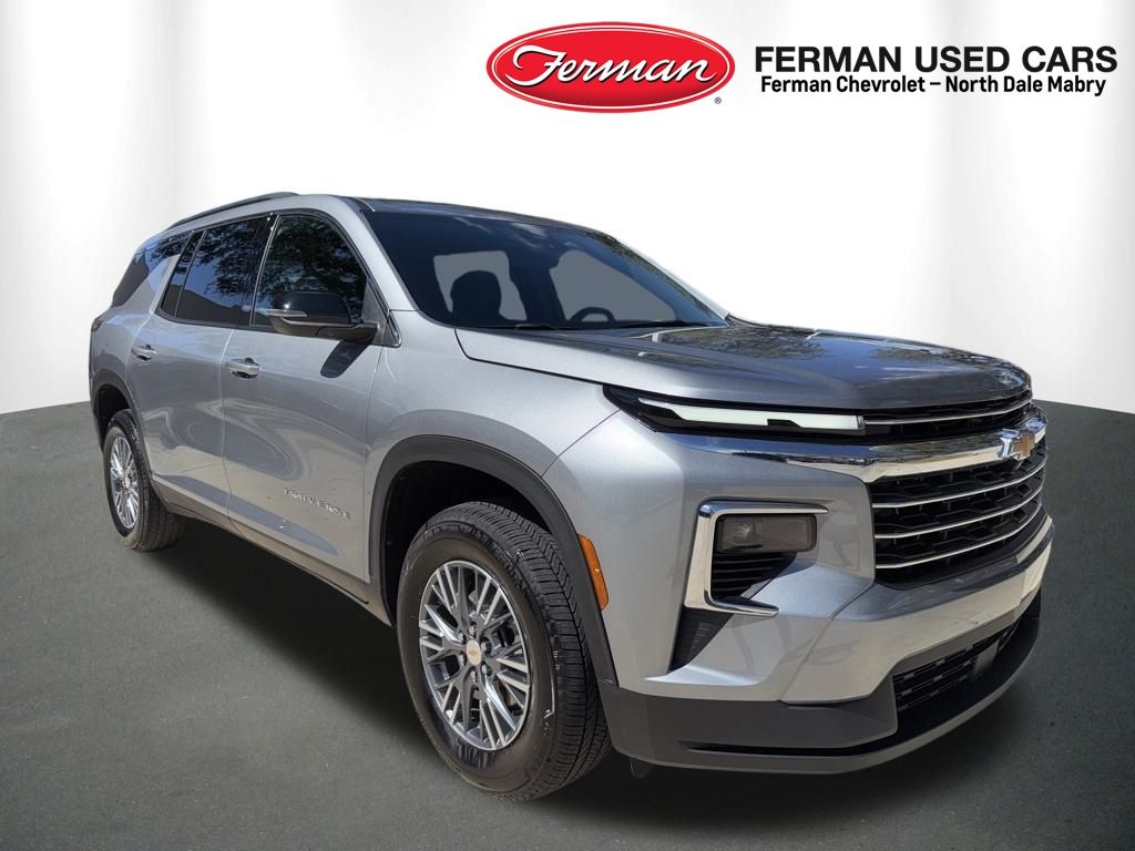 2025 Chevrolet Traverse LT FWD