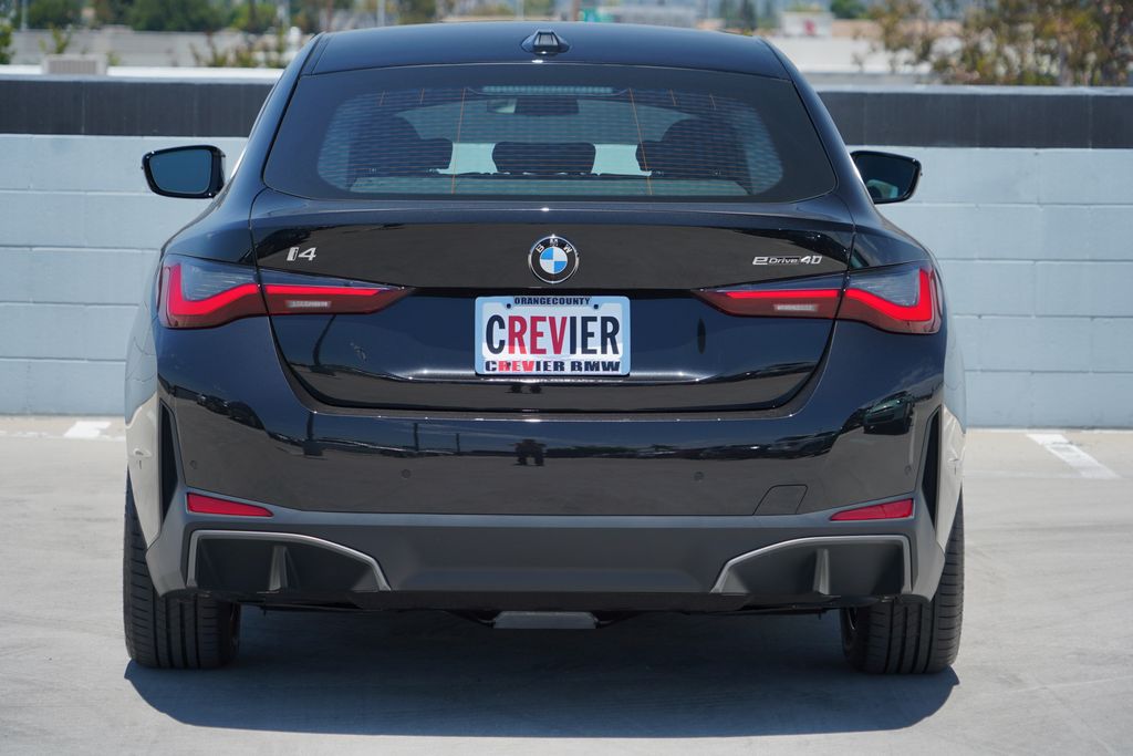 Thumbnail: 2026 BMW i4 - 6