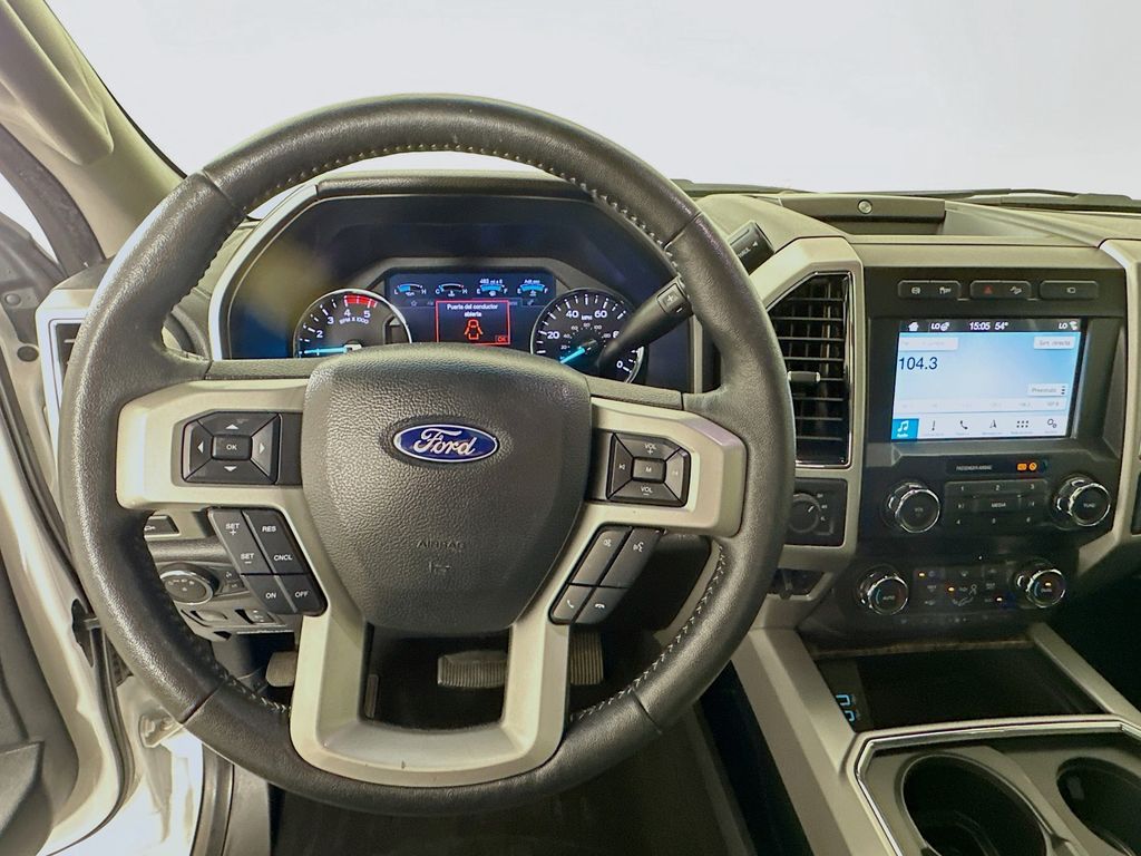 Thumbnail: 2019 Ford Econoline - 11