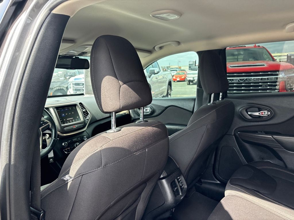 Used Car 2017 Jeep Cherokee  Latitude For Sale Under $15,000 In Austin, Texas