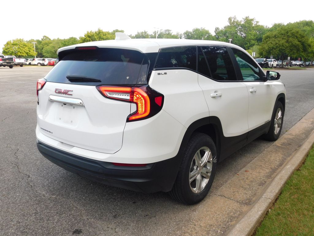 Thumbnail: 2024 GMC Terrain - 10