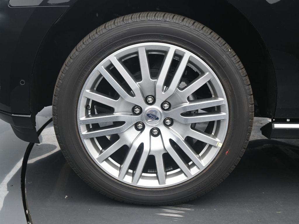 2024 Ford Expedition MAX Platinum