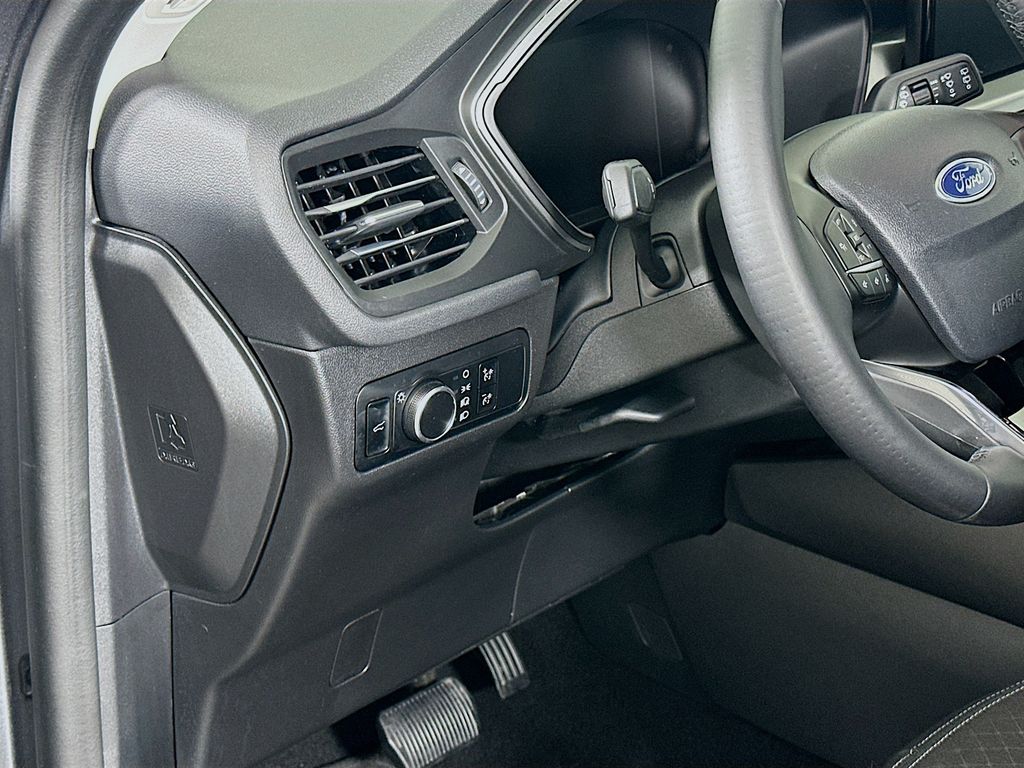 Thumbnail: 2024 Ford Escape - 10