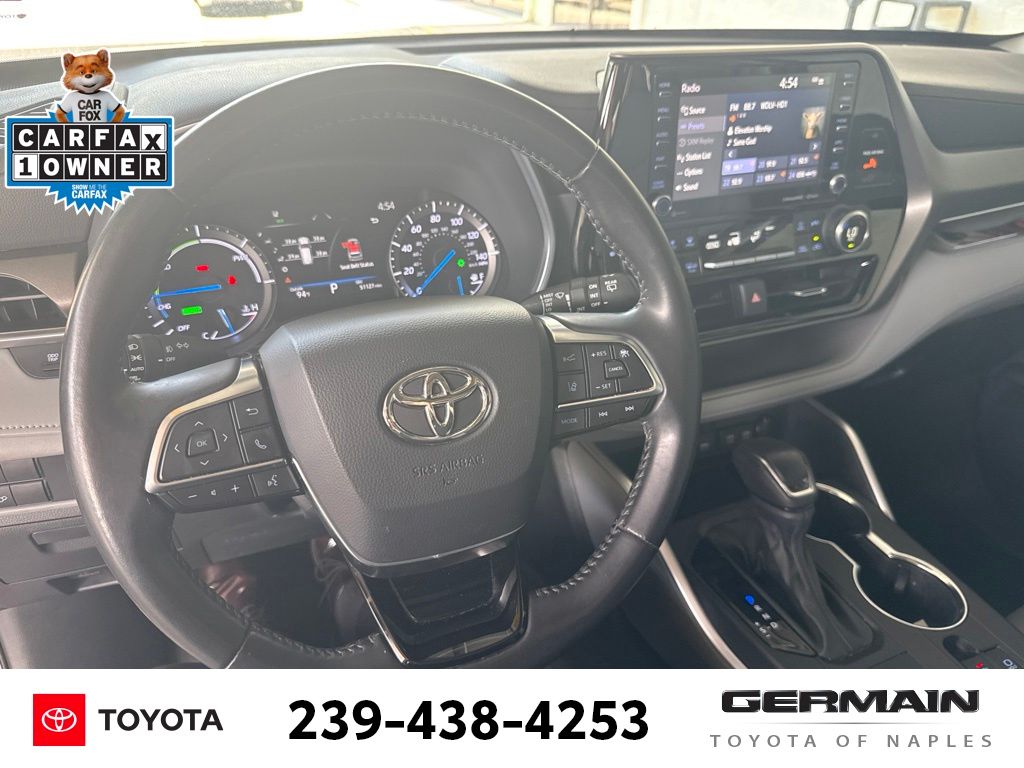 Used 2021 Gray Toyota XLE image 15