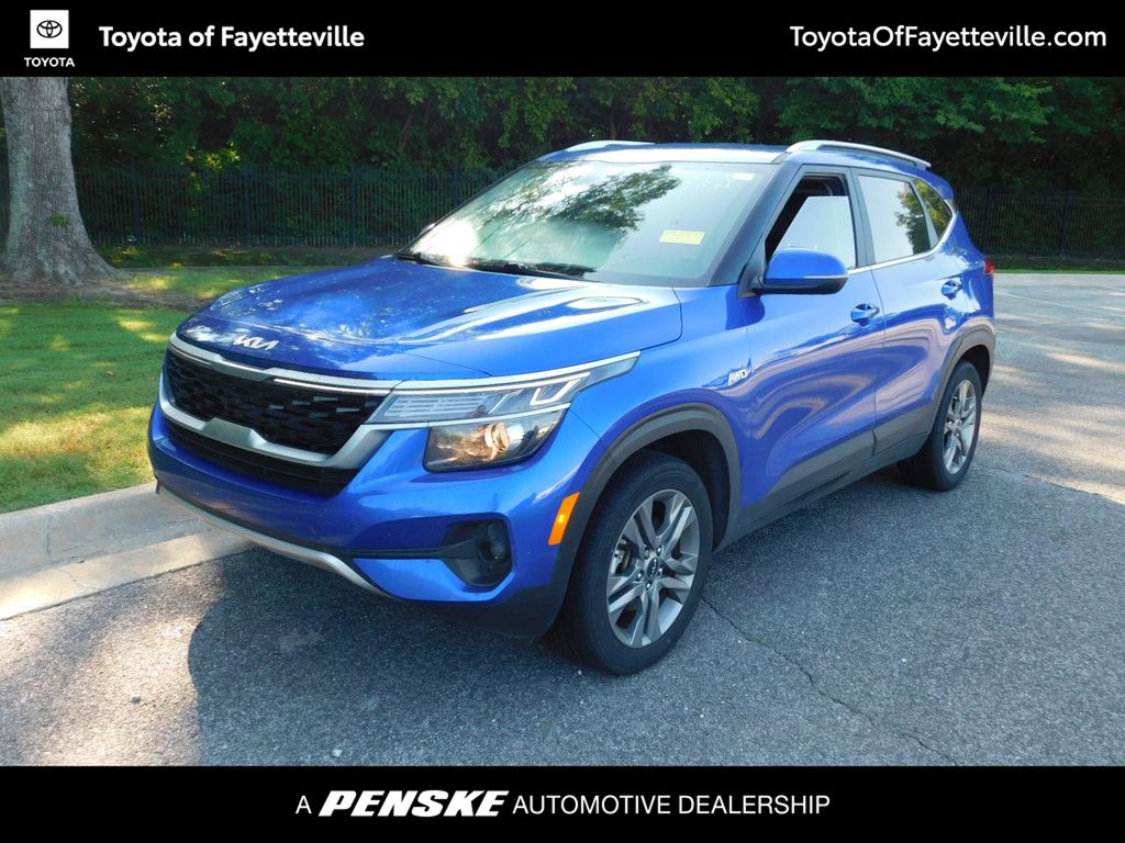 Neptune Blue 2023 Kia Seltos SUV / Crossover All-Wheel Drive Continuously Variable Transmission