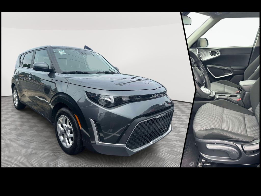 Gravity Gray 2023 Kia Soul SUV / Crossover Front-Wheel Drive Continuously Variable Transmission