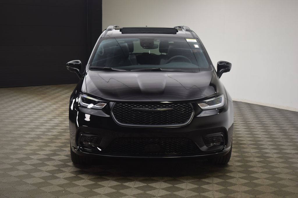 new 2026 Chrysler Pacifica car, priced at $44,465