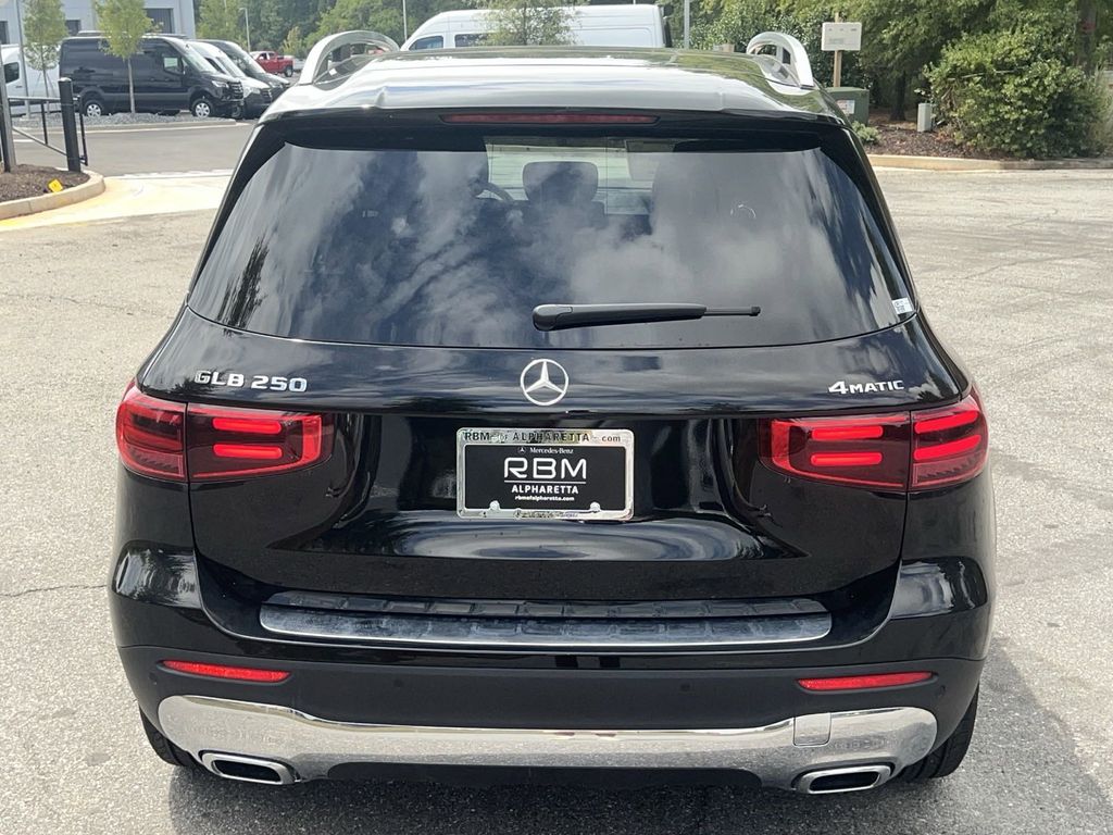 2024 Mercedes-Benz GLB GLB 250 7