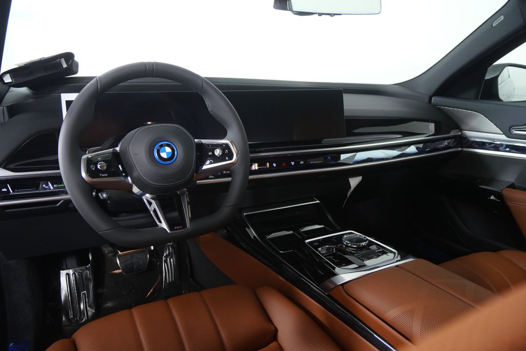 Thumbnail: 2026 BMW i7 - 19