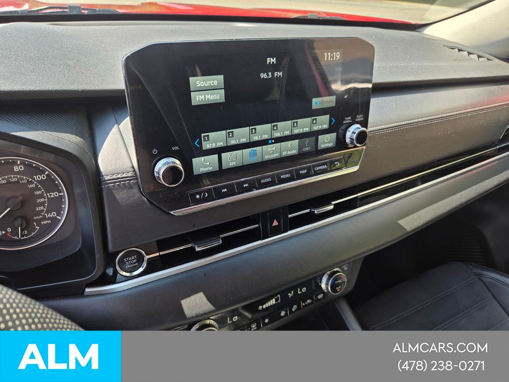 Used 2024 Red Mitsubishi SE image 22