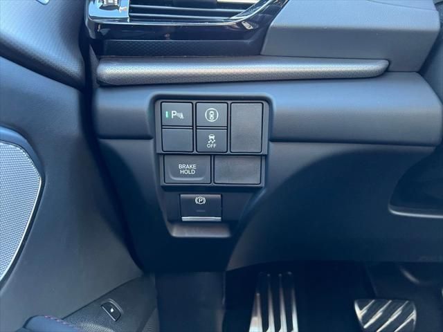 Thumbnail: 2026 Acura RDX - 16