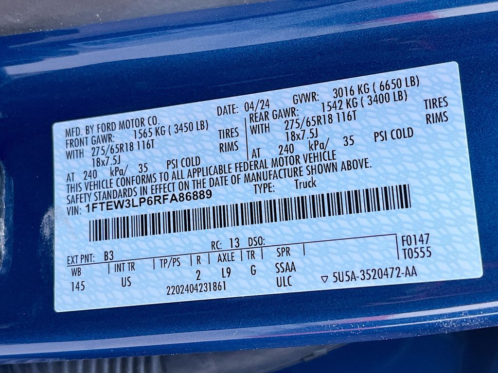 Used 2024 Blue Ford XLT image 33